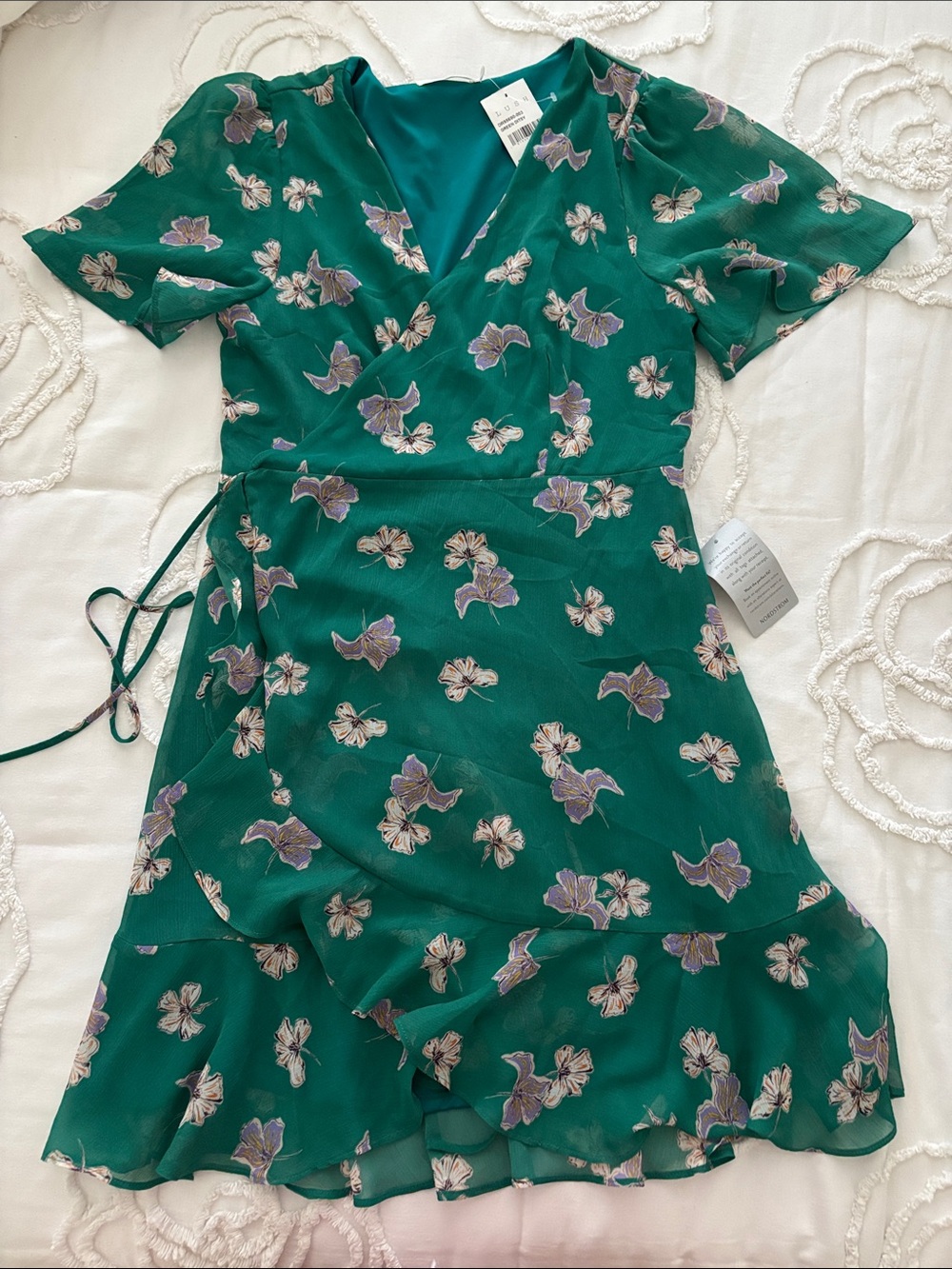 NWT Lush Green Floral Wrap Dress - Elegant Short Sleeve V-Neck